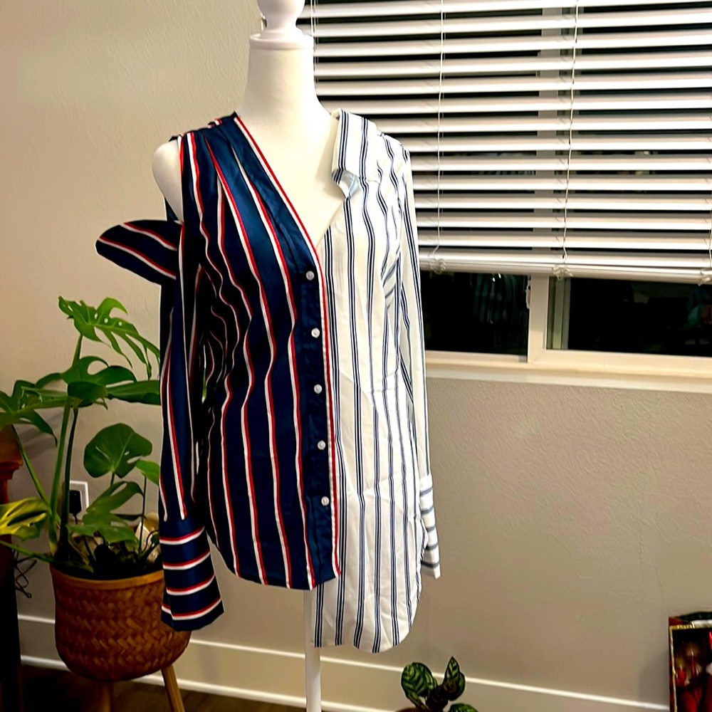 Asymmetrical blouse